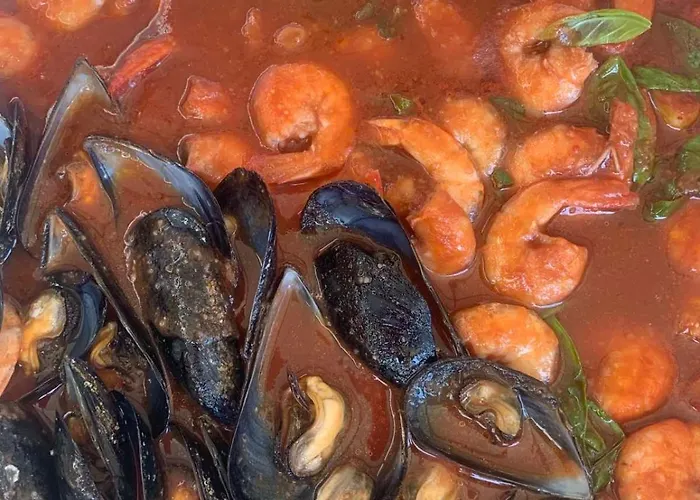 Svitogor アパート トロギール